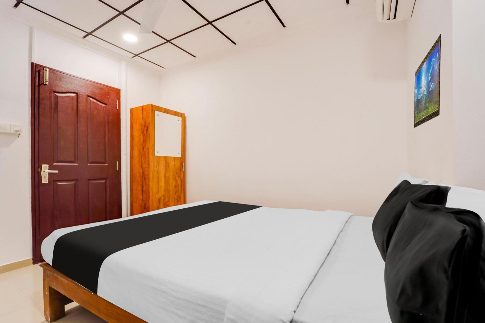 Super Hotel O Vazhakkala Kochi Exterior foto